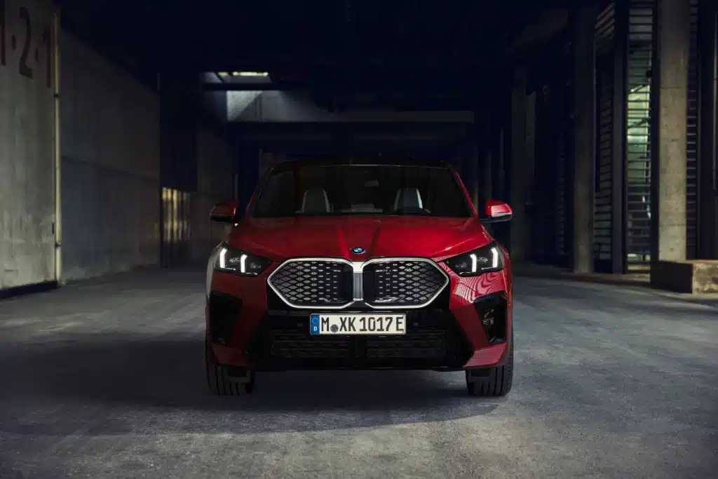 BMW X2 2024: prova in anteprima, novità e prezzi