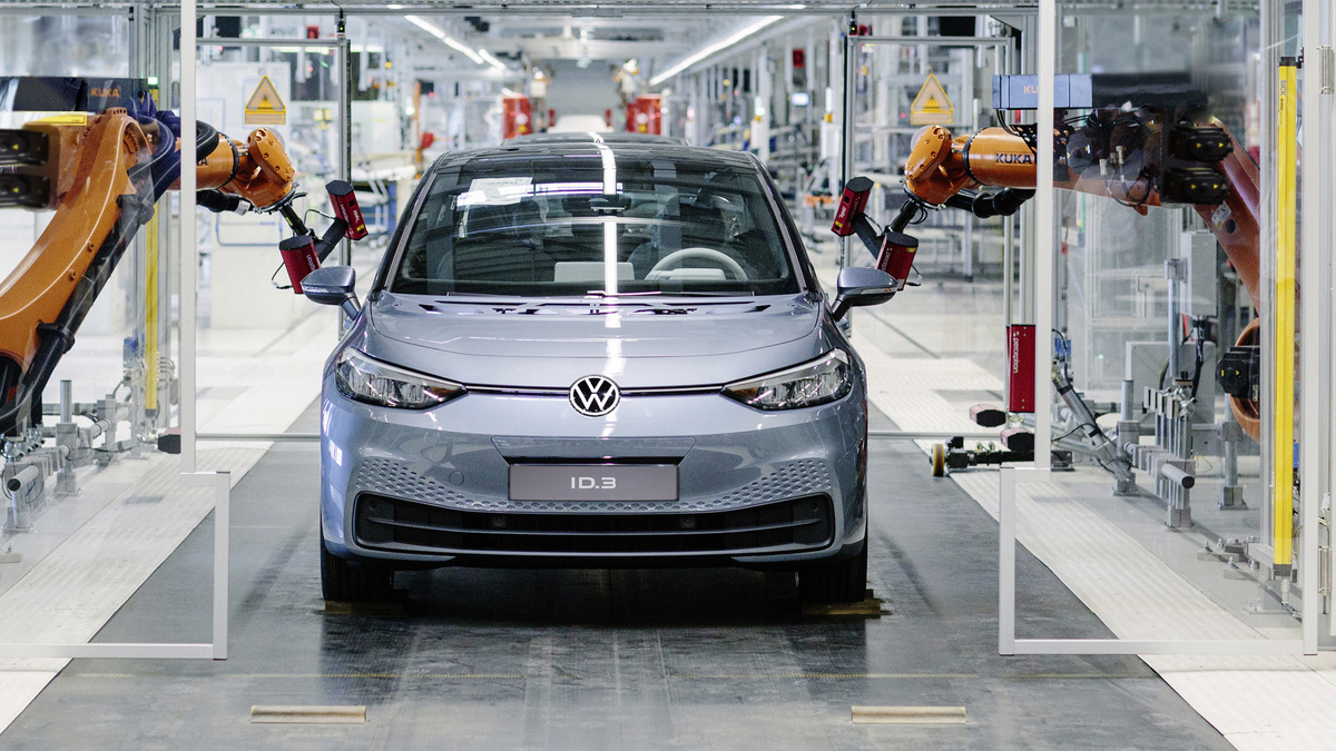 volkswagen produrrà l’auto elettrica a 20 mila euro per competere con i marchi cinesi